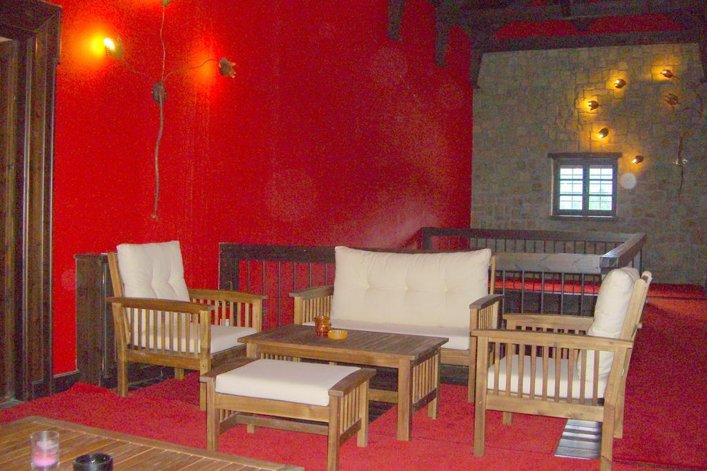 Astrovolia Hotel Kalampáka Buitenkant foto